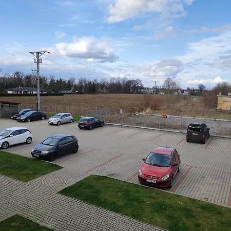 شقة Ustronny Zakatek