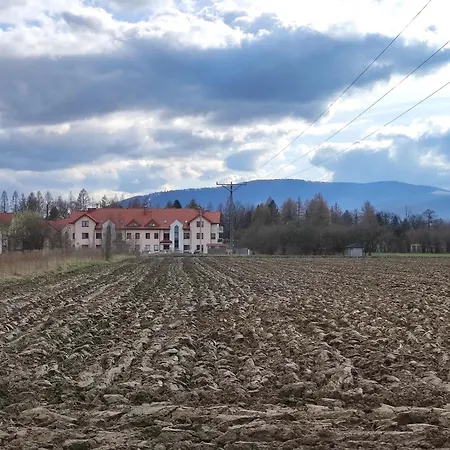 Ustronny Zakatek شقة *